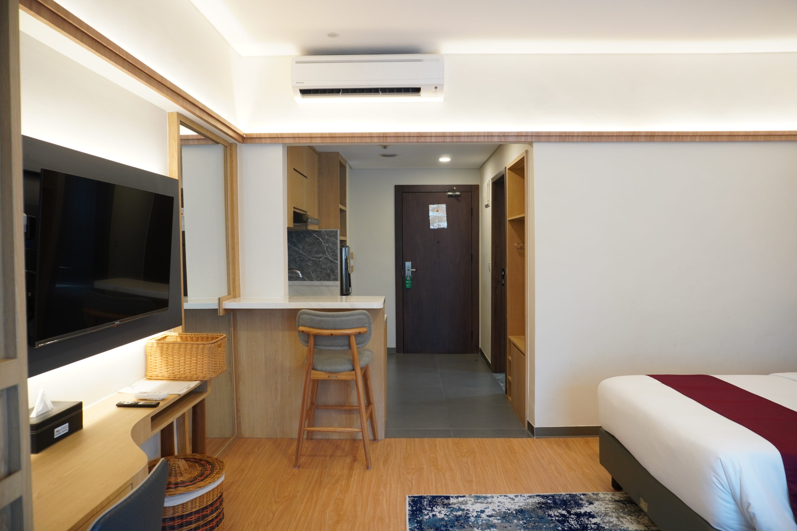 http://ROOM
